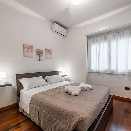 Citylife - Elegante Appartamento Milan Luaran gambar