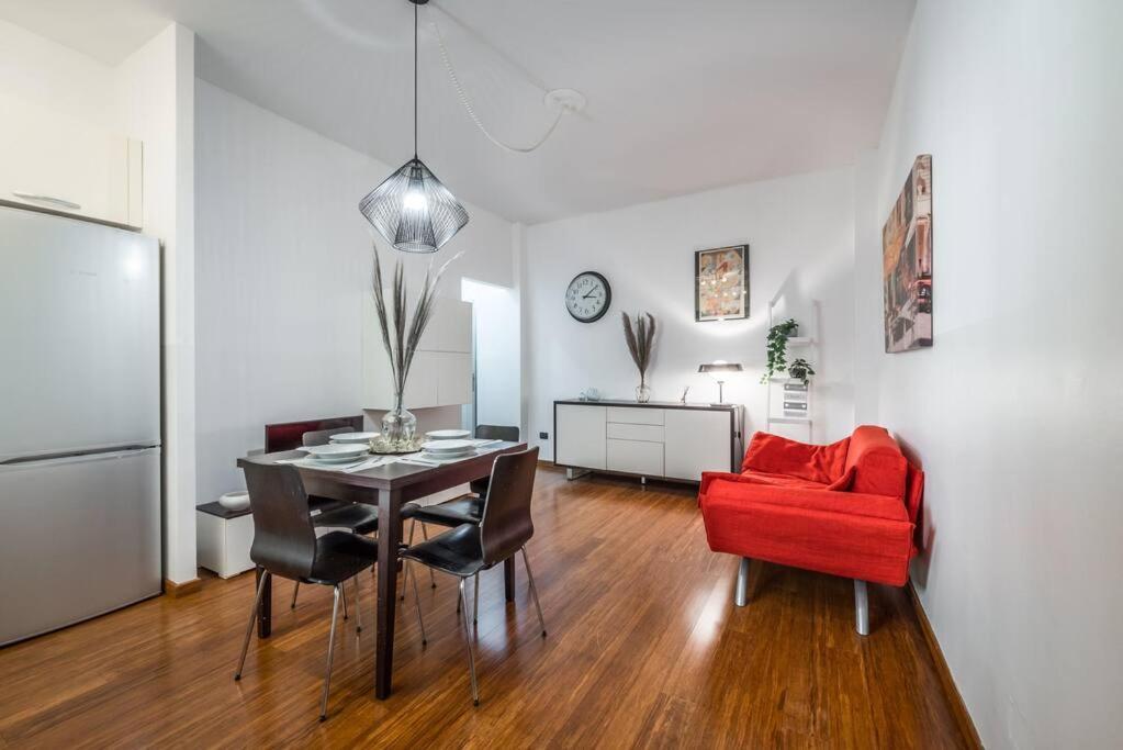 Citylife - Elegante Appartamento Milan Luaran gambar