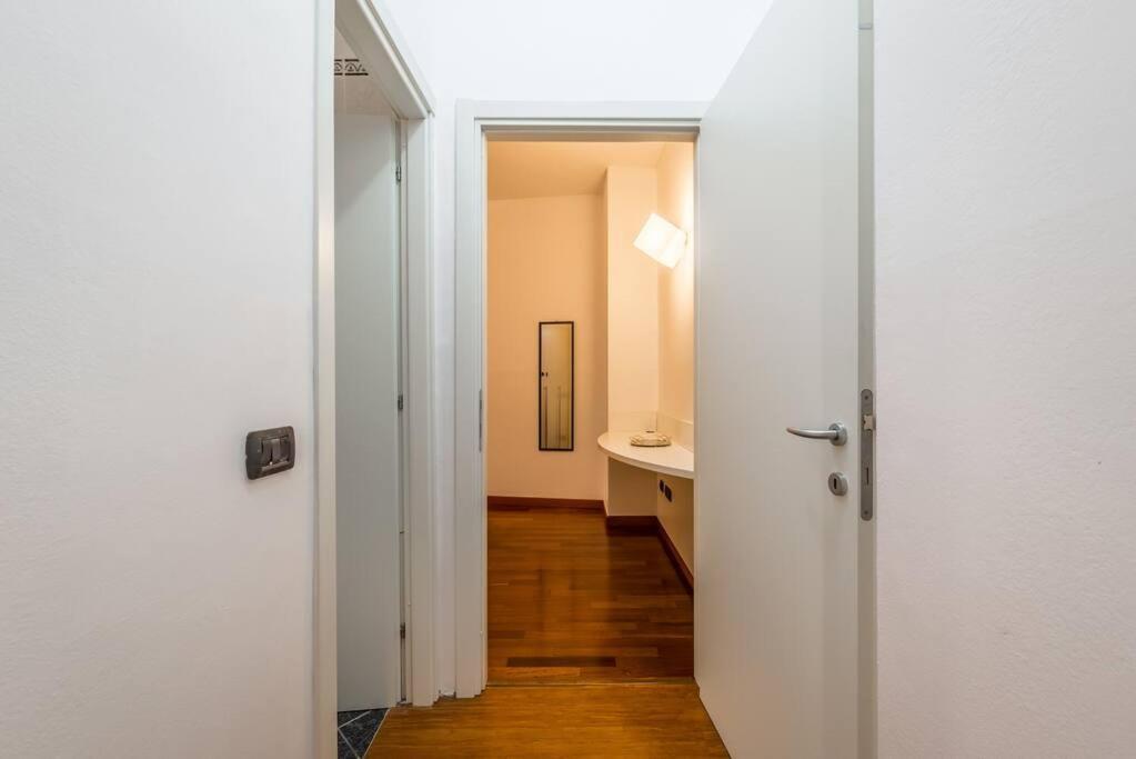 Citylife - Elegante Appartamento Milan Luaran gambar